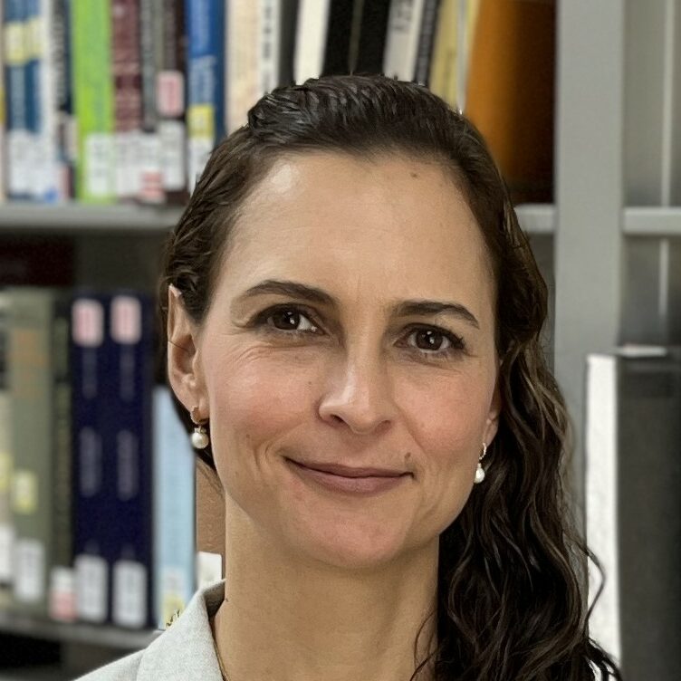 Dr. Montserrat Baños